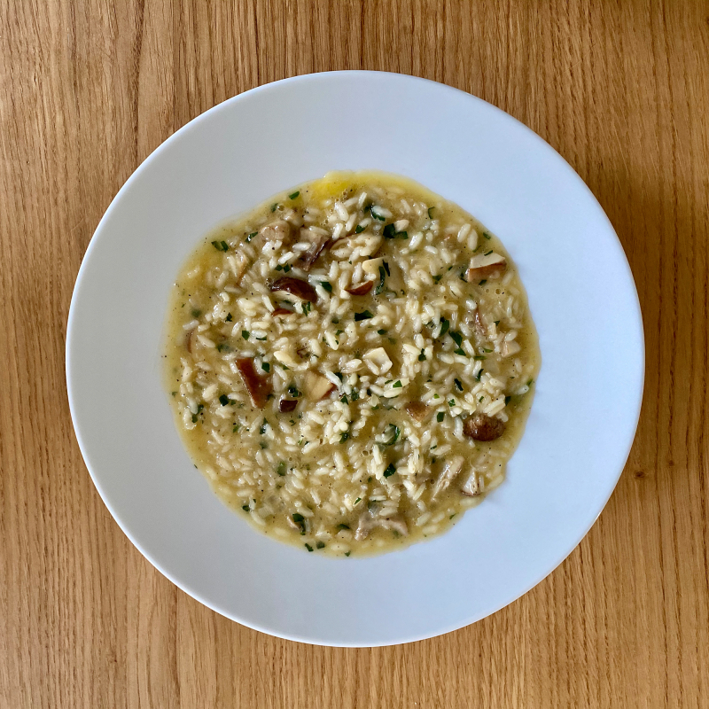 weinco serviert risotto mit pilzen lp