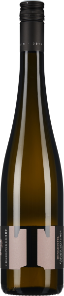 Braune Weinflasche mit schwarzem Schraubverschluss, schlichtem, modernem Etikett in dunklen Farbtönen.