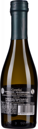 Kleine Prosecco-Flasche mit dunkelgrüner Kapsel und schwarzem Etikett.