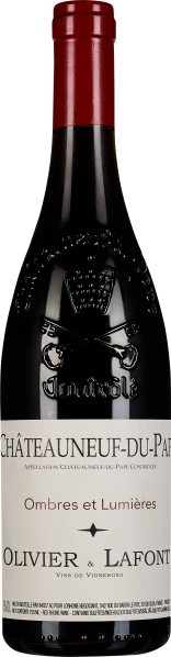 Weinflasche mit rotem Schraubverschluss, dunklem Etikettendruck und prägnantem Relief auf dem Glas, elegant gestaltet.