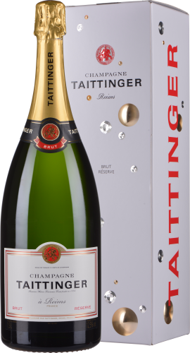 Eine große Champagnerflasche mit goldener Folie auf dem Korken, in einer eleganten Geschenkbox mit glänzenden Verzierungen.