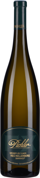 Dunkelgrüne Weinflasche mit elegantem Etikett in Gold- und Grüntönen, schlanke Form, konischer Flaschenhals mit grünem Verschluss.