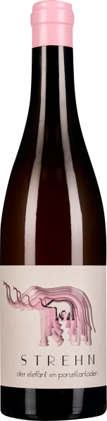 Eine Weinflasche mit pinkem Kapselabschluss und einem Etikett, das eine stilisierte, in Rosa- und Lilatönen gehaltene Darstellung von Elefanten zeigt. Der Hintergrund des Etiketts ist cremefarben, die Flasche dunkel.