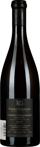 Dunkle Weinflasche mit edlem schwarzem Etikett und glänzendem Verschluss.