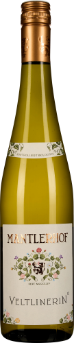 Flasche mit goldenem Schraubverschluss, grünlichem Weißwein und elegantem Etikett mit floralen Verzierungen.
