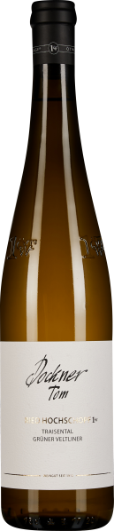 Eine schlanke Weinflasche mit dunklerem Hals und einem leicht bernsteinfarbenen Glas. Das Etikett ist elegant gehalten mit schwarzem Schriftzug auf weißem Hintergrund.