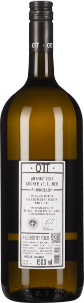 Grüner Veltliner Weinflasche, transparent, mit minimalistischem Etikett in Schwarz-Weiß.