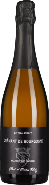 Flasche Crémant mit goldgelber Flüssigkeit, schwarzem Etikett und schwarzer Halsfolie.