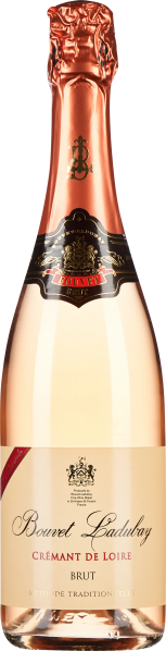 Flasche eines roséfarbenen Schaumweins mit elegantem Etikett und glänzendem Verschluss in Kupferoptik.