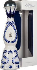 Elegante weiße Keramikflasche mit blauen Verzierungen und silbernem Akzent in der Mitte, präsentiert in einer passenden, offenen Verpackung.