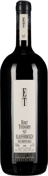 Dunkle Weinflasche mit breiter, zylindrischer Form und hohem Hals. Das Etikett ist hell und schlicht gestaltet, mit schwarzer Schrift und Logo in der Mitte.