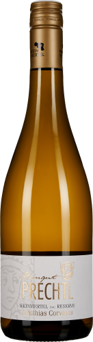 Eine schlanke Weinflasche aus braunem Glas mit goldenem Schraubverschluss. Vorderseitig befindet sich ein elegantes Etikett mit goldenen Akzenten und einem stilisierten Gesicht im Hintergrund.