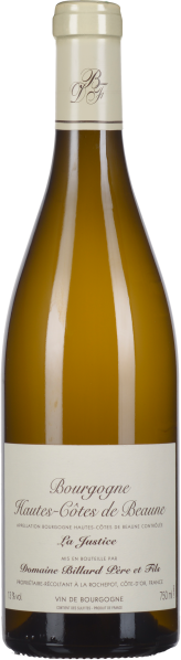 Eine Weinflasche mit heller Glasfarbe, eleganter weißer Etikettierung und einem cremefarbenen Verschluss.