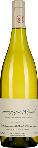 Eine durchsichtige Weinflasche mit elfenbeinfarbenem Korkverschluss und einem eleganten weißen Etikett. Der Wein hat eine blassgelbe Farbe.