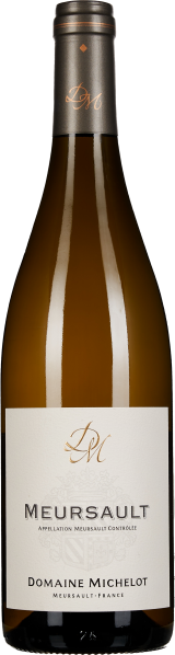 Eine schlanke Weinflasche mit braunem Glas und dunkelgrauem Verschluss. Das Etikett ist hell, mit einem dezenten Wappen und feiner Schrift, die in einem eleganten, leicht geschwungenen Stil gehalten ist.