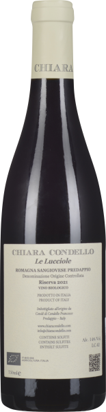 Flasche mit dunklem Wein und hellem Etikett, dezentes Design, italienischer Ursprung.