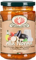Glas mit Tomatensauce, Auberginen und Ricotta, schwarzer Deckel, italienisches Etikett.