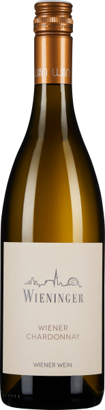 Eine Flasche Wiener Chardonnay mit elegantem, schlichtem Etikett, einem goldfarbenen Schraubverschluss und einer klaren, dunkelgrünen Glasflasche.