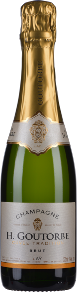 Flasche mit grünem Glas, goldener Folie am Hals und elegantem Etikett in Creme- und Goldtönen.