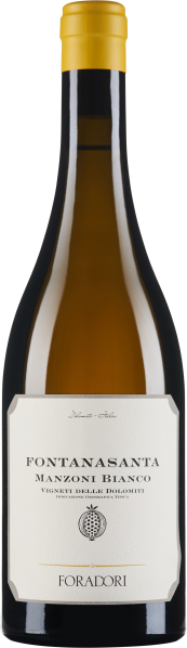 Eine grüne Weinflasche mit gelbem Verschluss, voller Weißwein. Das Etikett ist in schlichtem Design mit schwarzem Schriftzug und kleinem grafischem Element.