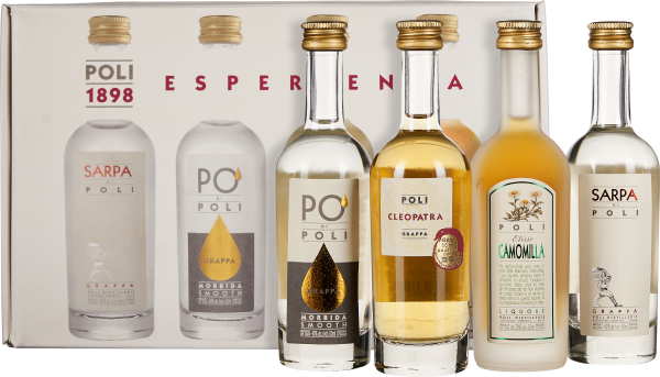 Set aus fünf eleganten Glasflaschen mit goldenen Verschlüssen, gefüllt mit unterschiedlichen Grappa- und Likörsorten in klaren bis goldgelben Tönen, präsentiert vor einer stilvollen Geschenkbox.