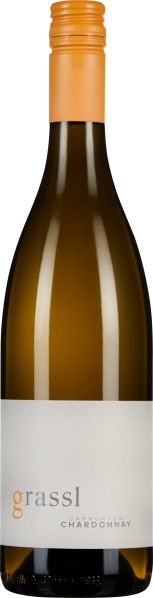 Eine Weinflasche mit orangefarbenem Schraubverschluss und einem minimalistischen Etikett in Weiß und Grau.