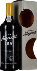 Dunkle Weinflasche mit gelbem Foliensiegel, edlem weißen Schriftzug, neben einer eleganten grauen Verpackung mit ovalem Sichtfenster.