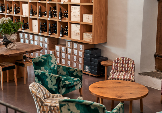 Lageder 2022 Vinothek