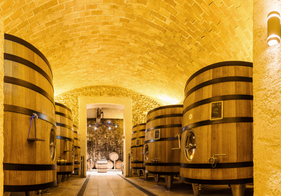 Perrin picture Cuverie Tourelles ©Philippe Martineau