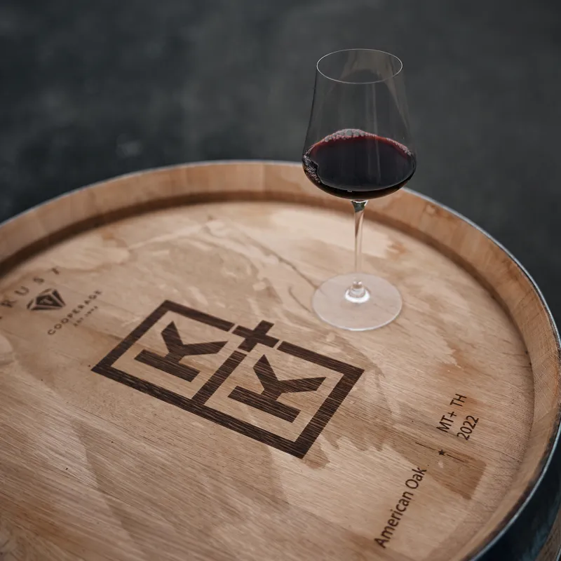 k k kirnbauer rotwein glas 2022